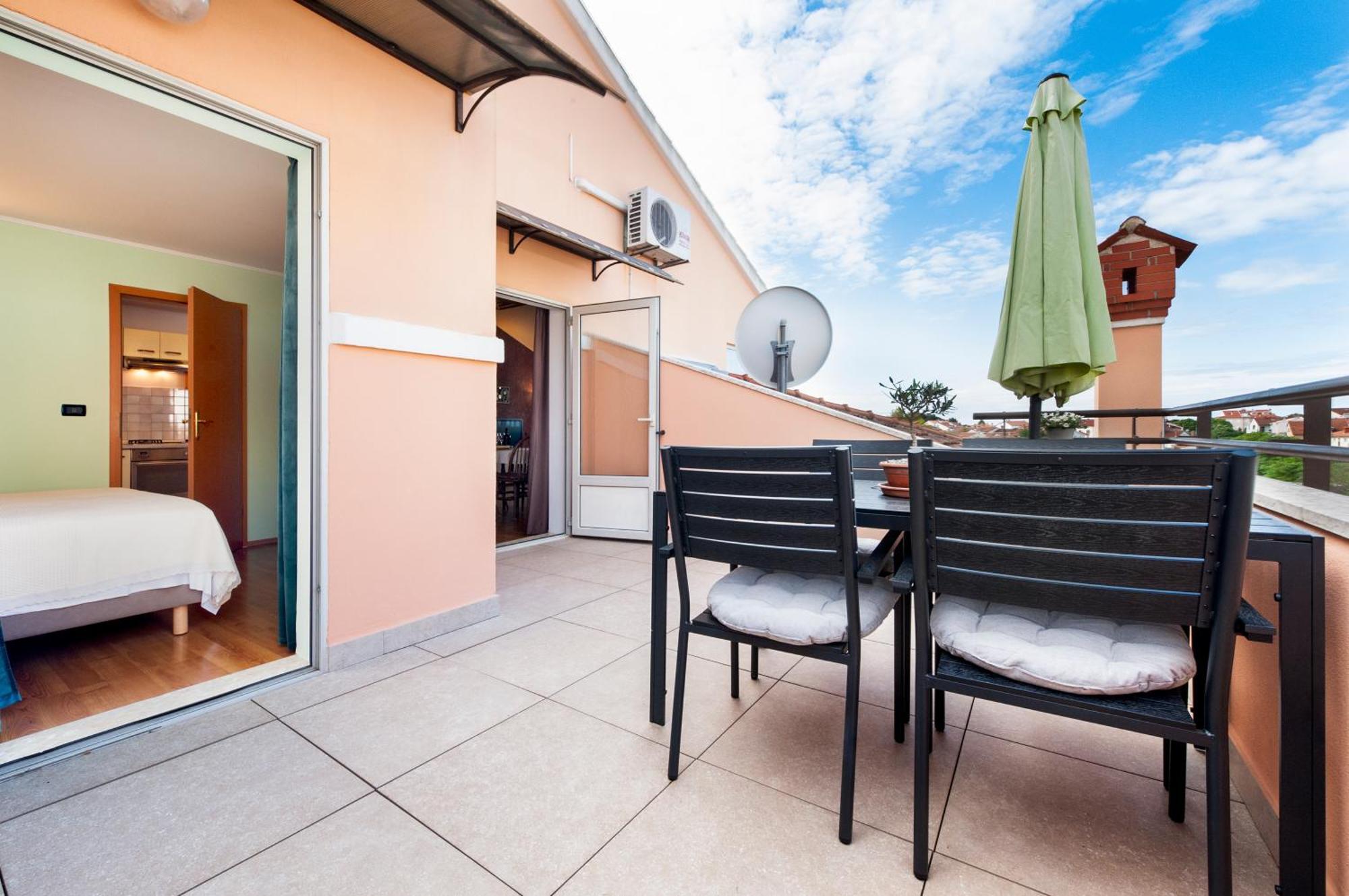 Brigita 1 Apartment *