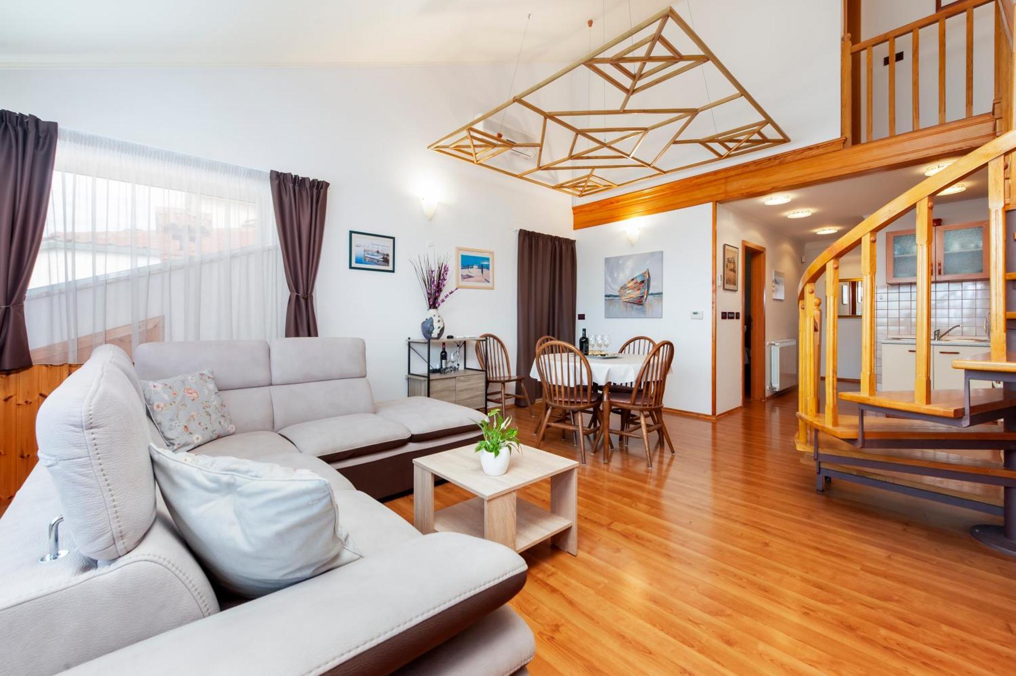 Brigita 1 Apartment